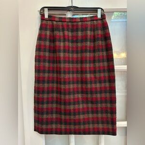 Vintage Pendleton 100% Virgin Wool Tartan Plaid Skirt Red Black Size 10 Petite